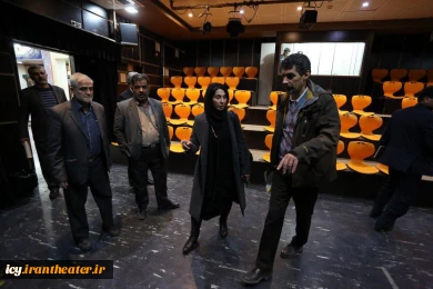 بازدید مریم کاظمی از سالن های جشنواره