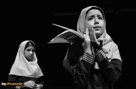 مخاطبان نمایش «دشمن خدا» قضاوت می‌کنند 2