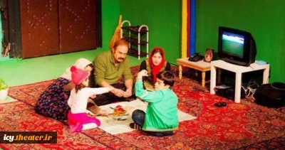 کارگردان حاضر در بخش مسابقه تئاتر ایران:

با خوراکی به تماشای «عقل صورتی» ننشینید