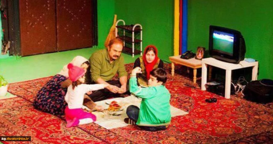 با خوراکی به تماشای «عقل صورتی» ننشینید 2