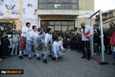 نمایش "بازی و کودک"- کارگردان مریم مهدی پور پیربستی