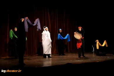 گزارش تصویری نمابش " خودشکن آینه شکستن خطاست"