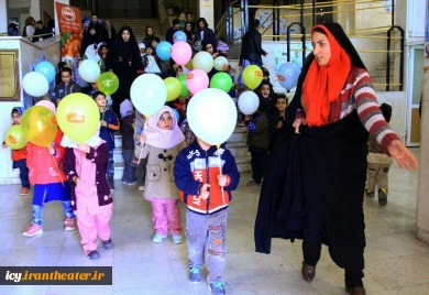 گزارش تصویری نمایش " نجات مادر"