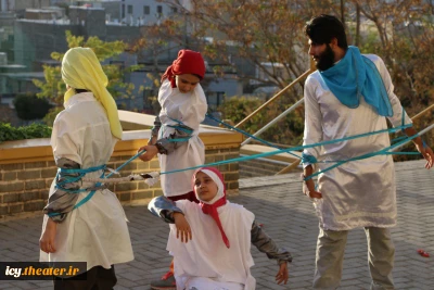 کارگردان حاضر در بخش خیابانی:

مخاطبان «خواستن و توانستن» مرغ دریایی می‌شوند