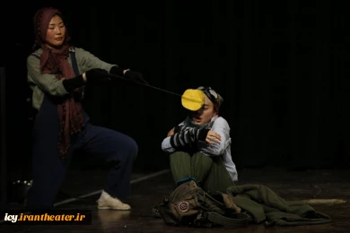 گزارش تصویری نمایش "نوازنده کوچک"
