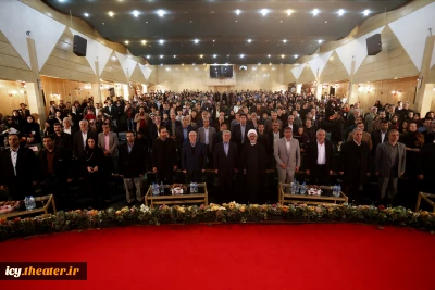 سه نمایش برتر به انتخاب تماشاگران
