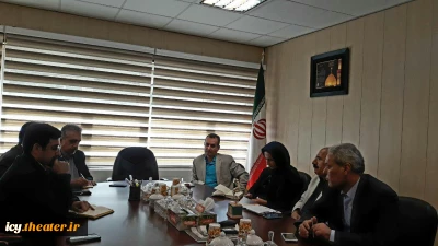 در جلسه مشترک با شهرداری همدان بررسی شد؛

ویژه‌برنامه‌های بزرگداشت ربع قرن جشنواره تئاتر کودک و نوجوان