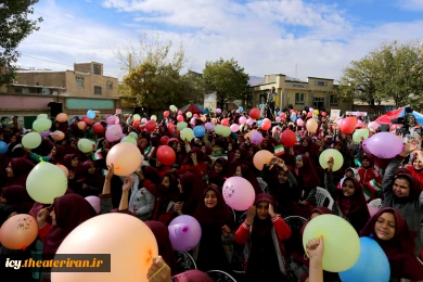 مراسم رونمایی از پوستر بیست و پنجمین جشنواره بین المللی تئاتر کودک و نوجوان