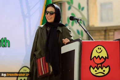 مراسم رونمایی از پوستر بیست و پنجمین جشنواره بین المللی تئاتر کودک و نوجوان