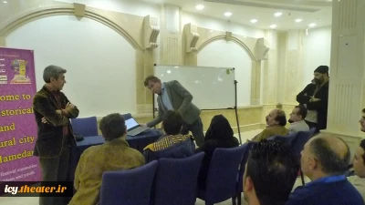 گزارش نشست هنرمندان هلند و قطر در حاشیه برگزاری جشنواره بین‌المللی تئاتر کودک‌ونوجوان

نیاز به تبادل فرهنگی‌تئاتری با ایران