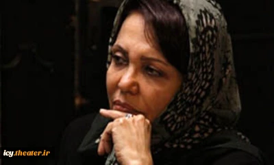 مریم معترف :

تئاتر خیابانی در هر مکان و بدون هیچ ابزاری قابلیت اجرا دارد