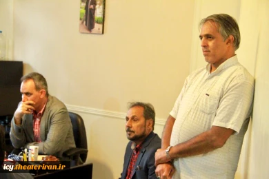 دورهمی صمیمانه ی دبیر بیست و ششمین جشنواره ی بین المللی تئاتر کودک و نوجوان با اصحاب رسانه