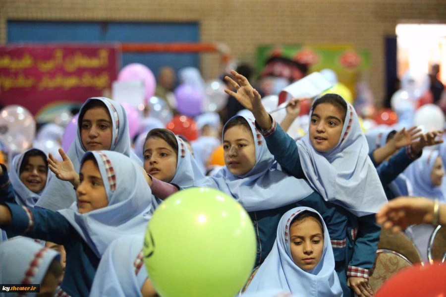 رونماییپوستر بیست و ششمین جشنواره بین‌المللی تئاتر کودک و نوجوان 2