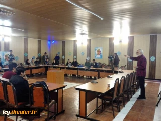 در کارگاه در جشنواره تئاتر کودک و نوجوان مطرح شد 

چگونه به کودکان و نوجوانان بازیگری بیاموزیم 