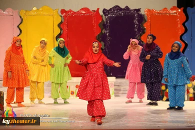 #گزارش_تصویری
اجرای نمایش"نمکی و دیو الکی" از همدان به کارگردانی سعید باغبانی    

