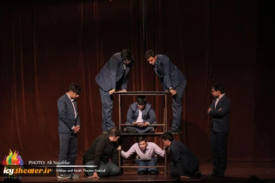 #گزارش_تصویری
اجرای نمایش"خندنده" از یزد به کارگردانی مجتبی لاله زاری    

