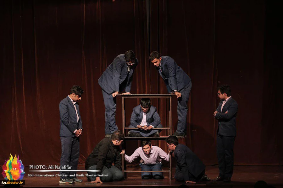 #گزارش_تصویری
اجرای نمایش"خندنده" از یزد به کارگردانی مجتبی لاله زاری    

