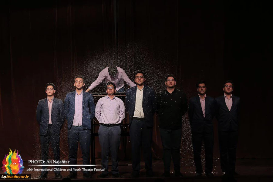 #گزارش_تصویری
اجرای نمایش"خندنده" از یزد به کارگردانی مجتبی لاله زاری    

