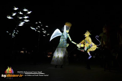 #گزارش_تصویری
اجرای نمایش "تنها یک زمین داریم" از تهران به کارگردانی حمیدرضا اردلان

