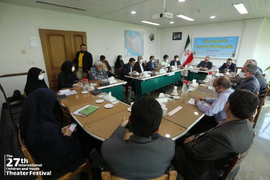مدیر کل فرهنگ‌وارشاد اسلامی استان همدان:
حضور هنرمندان ۵ کشور در جشنواره بین‌المللی تئاتر کودک و نوجوان همدان  2
