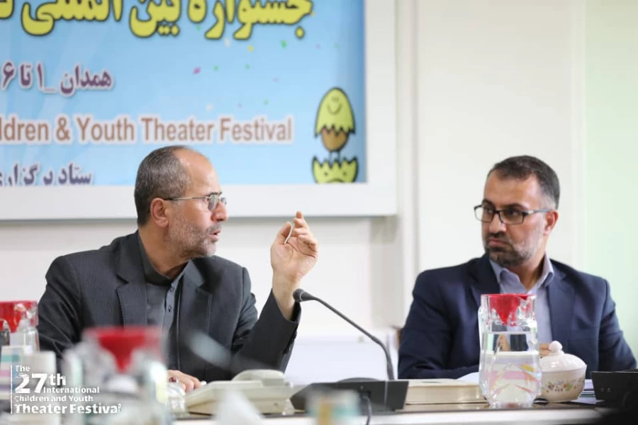 مدیر کل فرهنگ‌وارشاد اسلامی استان همدان:
حضور هنرمندان ۵ کشور در جشنواره بین‌المللی تئاتر کودک و نوجوان همدان  8