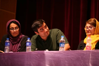 استقبال مردم از نمایش بخش ملل تا نمایشنامه‌خوانی سید جواد هاشمی

آنچه در روز دوم بیست و هفتمین جشنواره تئاتر کودک و نوجوان گذشت