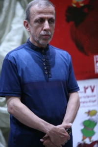 فدایی حسین: جشنواره‌ها و رویدادهای فرهنگی برای گروه‌های نمایشی ایجاد انگیزه می‌کنند / بررسی معضلات فضای مجازی در نمایش «سینا و غول نخود فرنگی»