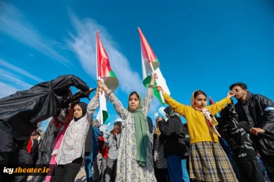 گفت‌وگو با کارگردان نمایش «آسمان غزه»

علی زمانیان: جشنواره تئاتر کودک و نوجوان می‌تواند صدای کودکان غزه باشد