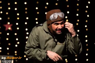 نمایش «سفربه ماه» - کارگردان ریحانه خواجه منصوری - پلاتو خورشید