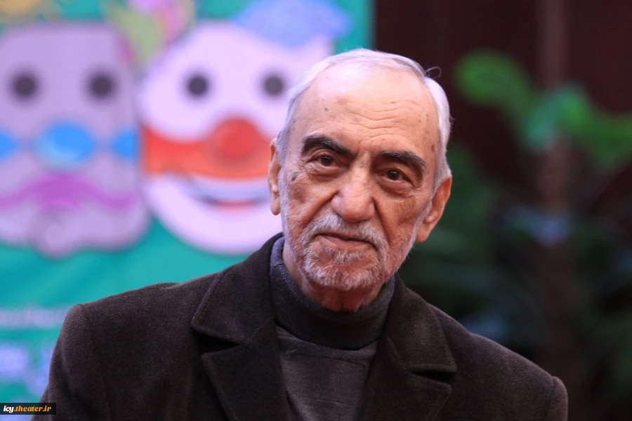 کارگاه آشنایی با کاربرد تئاتر در زندگی - داوود کیانیان- عکس: اختر تاجیک