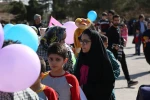 افتتاحیه جشنواره تئاتر کودک و نوجوان -میدان آزادی اردکان- عکس: عرفان دهقان