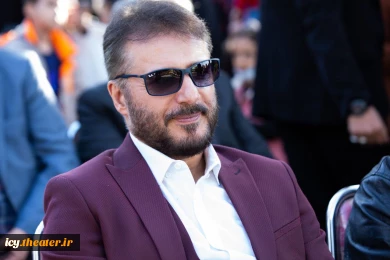 هنرمندان در افتتاحیه جشنواره تئاتر کودک و نوجوان در اردکان- عکس: ریحانه خواجه منصوری