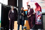 هنرمندان حاضر در افتتاحیه جشنواره تئاتر کودک و نوجوان در اردکان- عکس: ریحانه خواجه منصوری