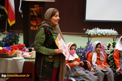 کارگاه نمایش جادوی زندگی در مرکز تحقیقات سالمندان- عکس: عرفان دهقان
