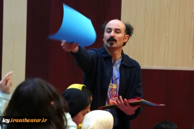 کارگاه ساخت ماسک توسط هنرمندانی از اسپانیا و ایتالیا - عکس: عرفان دهقان