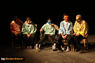 نمایش «چند پرنده رنگارنگ»- عکس: عرفان دهقان
