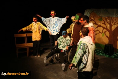 نمایش «چند پرنده رنگارنگ»- عکس: عرفان دهقان