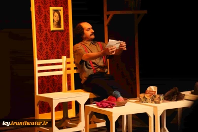 نمایش «شکلات فرنگی»- عکس: عرفان دهقان /
کارگردان : محمدرضا مالکی / تالار کاووسی پلاتو 1 / 1402/12/05