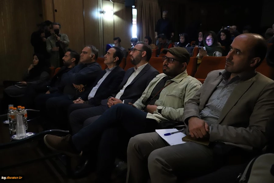 گزارشس تصویری از نشست رسانه ای بیست و نهمین جشنواره بین المللی تئاتر کودک و نوجوان همدا
عکس ها از میلاد میرزاعلی و سیعد زین العابدینی - 1403/08/06