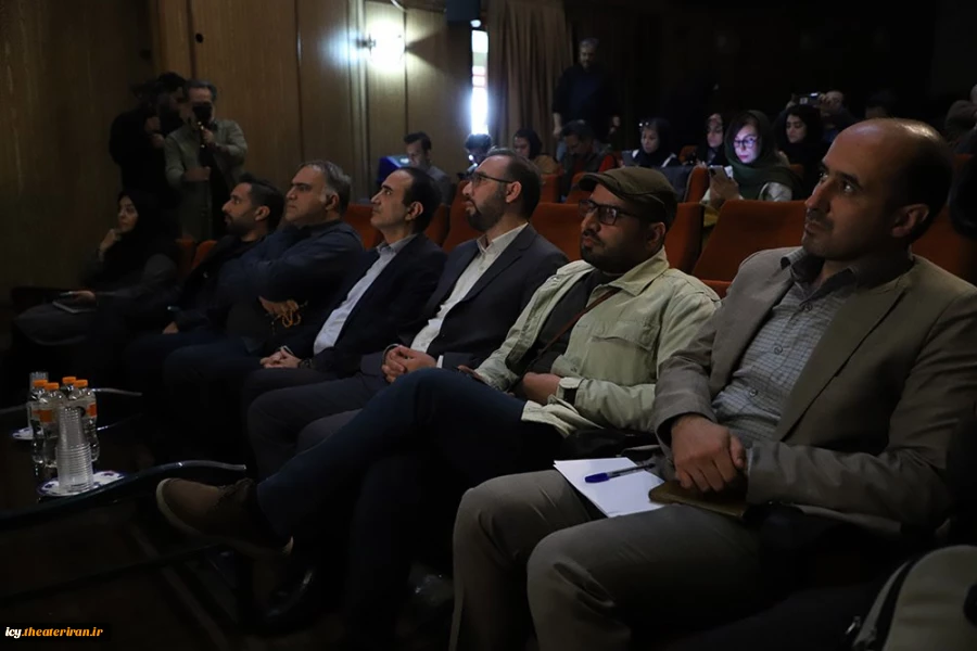 گزارش تصویری از نشست رسانه ای بیست و نهمین جشنواره بین المللی تئاتر کودک و نوجوان همدان
عکس ها از میلاد میرزاعلی و سیعد زین العابدینی - 1403/08/06