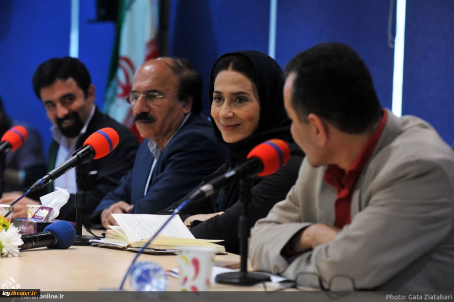 گزارش تصویری از نشست رسانه ای بیست و پنجمین جشنواره بین المللی تئاتر کودک و نوجوان همدان
عکس ها از گاتا ضیاتبری - هنرآنلاین