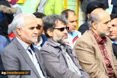 گزارش تصویری از رونمایی پوستر بیست و پنجمین جشنواره بین المللی تئاتر کودک و نوجوان همدان
عکس ها از محسن سعیدی