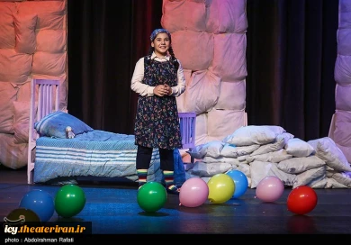 گزارش تصویری از اجرای نمایش های بیست و هفتمین جشنواره بین المللی تئاتر کودک و نوجوان همدان
عکس ها از  عبدالرحمان رأفتی - خبرگزاری تسنیم
