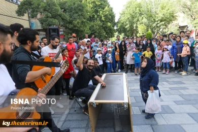 گزارش تصویری از اجرای نمایش های بیست و هفتمین جشنواره بین المللی تئاتر کودک و نوجوان همدان
عکس ها از  پوریا پاکیزه - خبرگزاری ایسنا / سری دوم