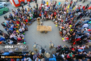 گزارش تصویری از اجرای نمایش های بیست و هفتمین جشنواره بین المللی تئاتر کودک و نوجوان همدان
عکس ها از  پوریا پاکیزه - خبرگزاری ایسنا / سری دوم
