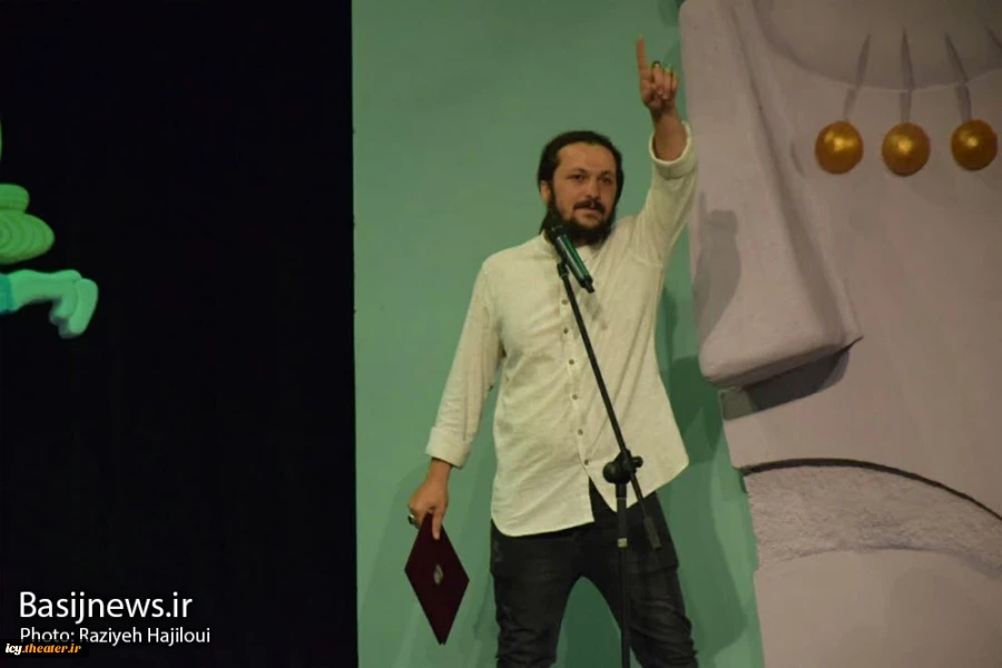 گزارش تصویری از اختتامیه بیست و هفتمین جشنواره بین المللی تئاتر کودک و نوجوان همدان
عکس ها از  راضیه حاجیلویی - خبرگزاری بسیج / سری اول