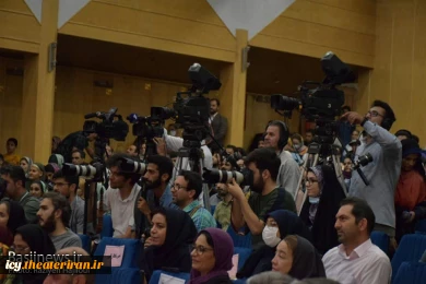 گزارش تصویری از اختتامیه بیست و هفتمین جشنواره بین المللی تئاتر کودک و نوجوان همدان
عکس ها از  راضیه حاجیلویی - خبرگزاری بسیج / سری اول
