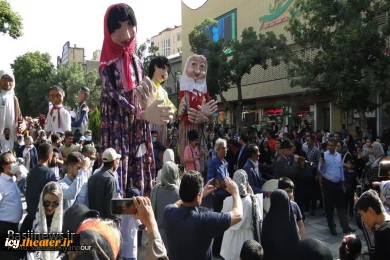 گزارش تصویری از افتتاحیه بیست و هفتمین جشنواره بین المللی تئاتر کودک و نوجوان همدان
عکس ها از  سعیده کیان پور - خبرگزاری بسیج / سری اول