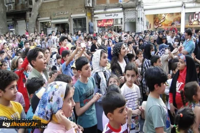 گزارش تصویری از افتتاحیه بیست و هفتمین جشنواره بین المللی تئاتر کودک و نوجوان همدان
عکس ها از  سعیده کیان پور - خبرگزاری بسیج / سری دوم