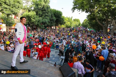 گزارش تصویری از افتتاحیه بیست و هفتمین جشنواره بین المللی تئاتر کودک و نوجوان همدان
عکس ها از  محمد امین نجفی - باشگاه خبرنگاران جوان